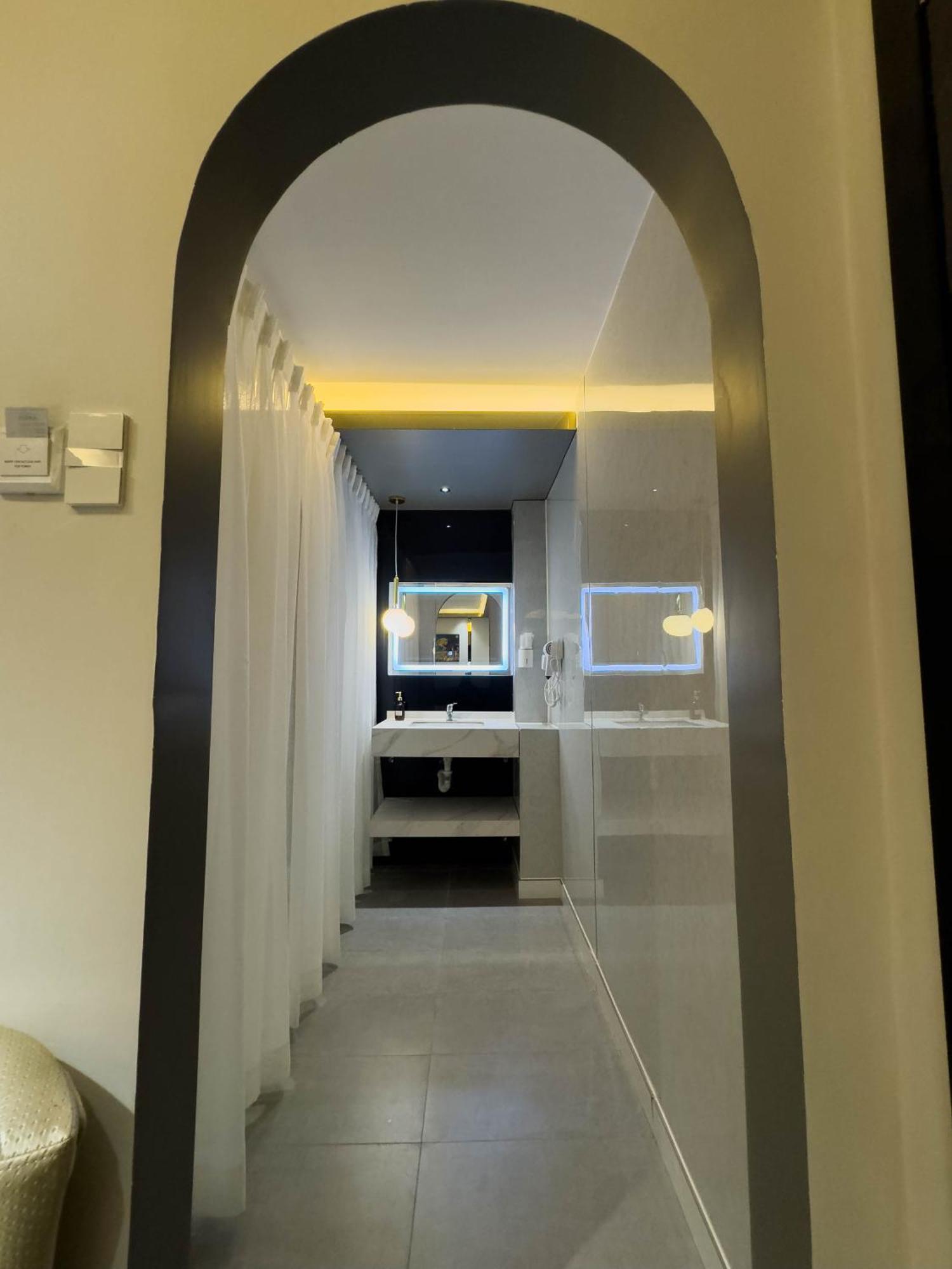 M&H Hotel Hô Chi Minh-Ville Extérieur photo