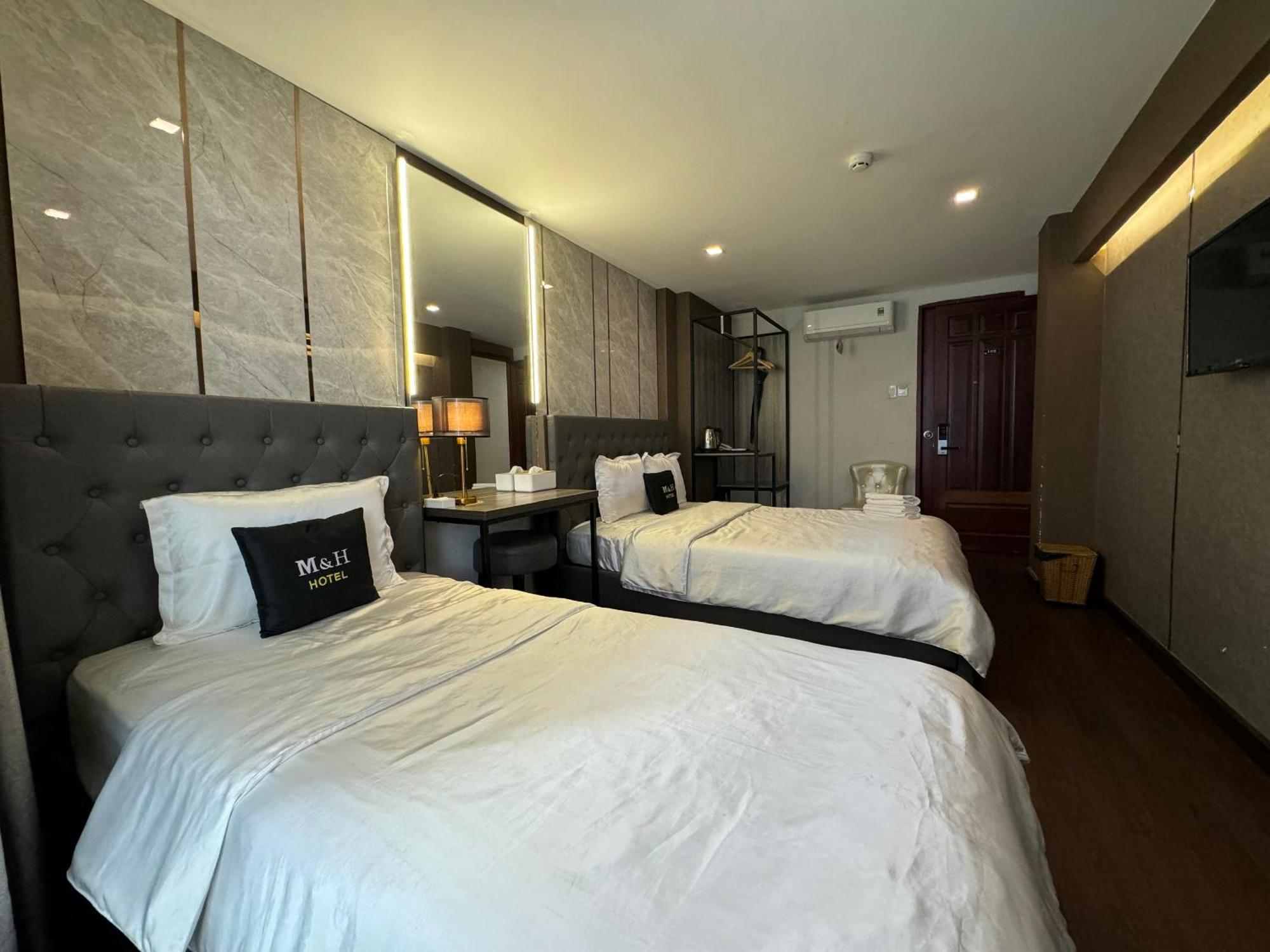 M&H Hotel Hô Chi Minh-Ville Extérieur photo