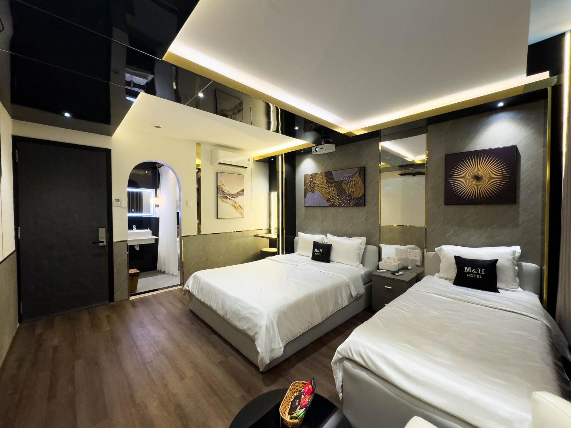 M&H Hotel Hô Chi Minh-Ville Extérieur photo