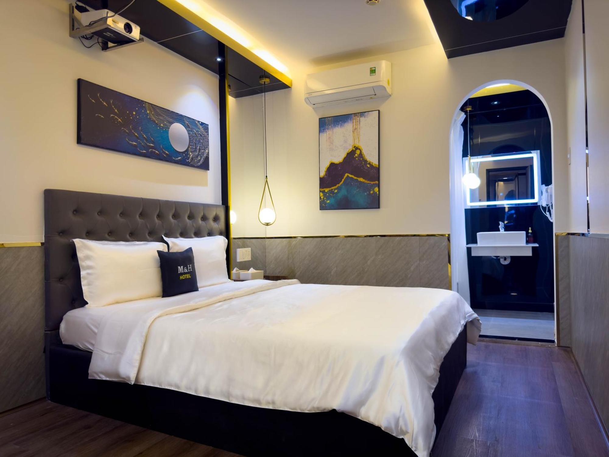 M&H Hotel Hô Chi Minh-Ville Extérieur photo
