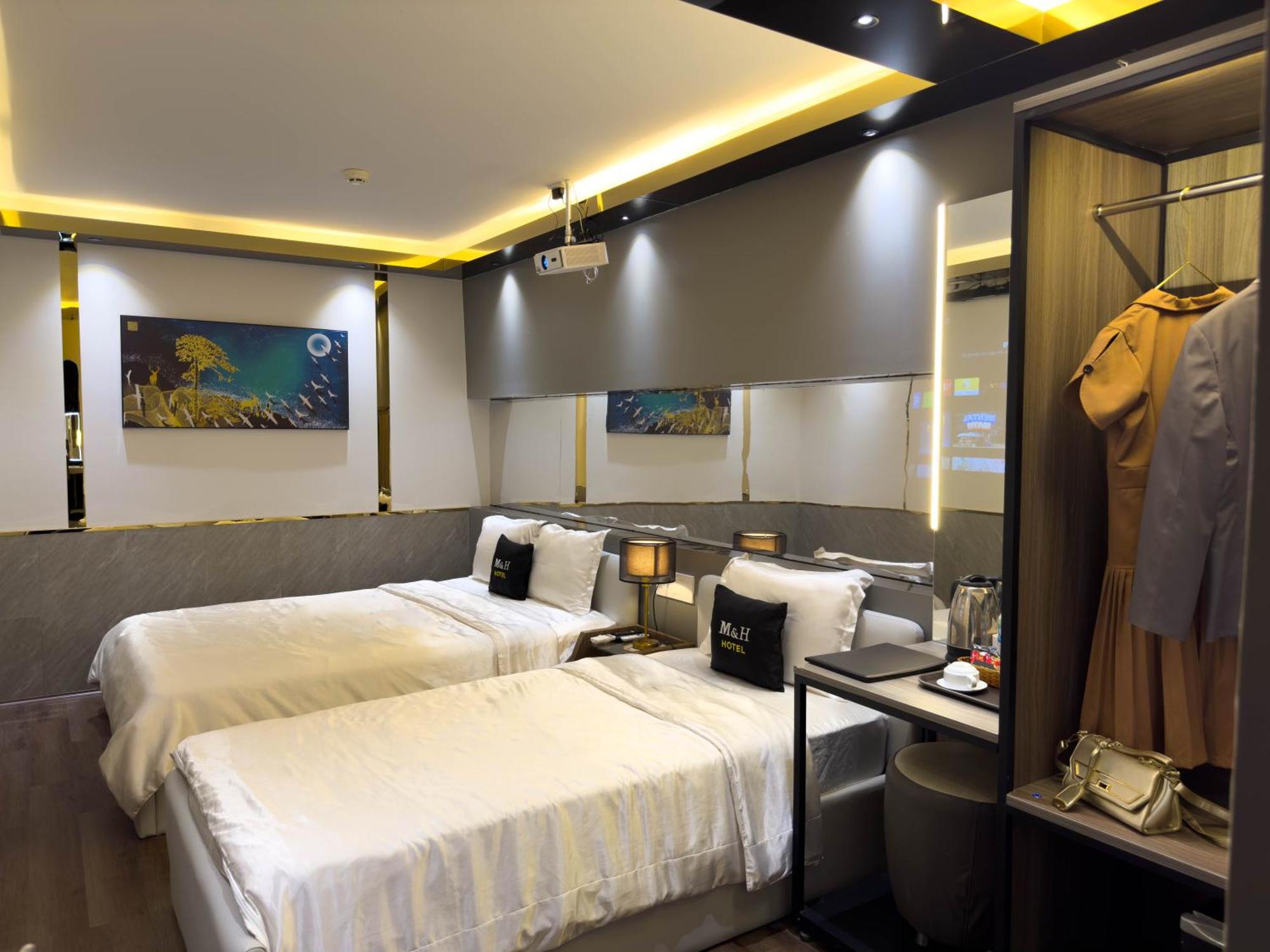 M&H Hotel Hô Chi Minh-Ville Extérieur photo
