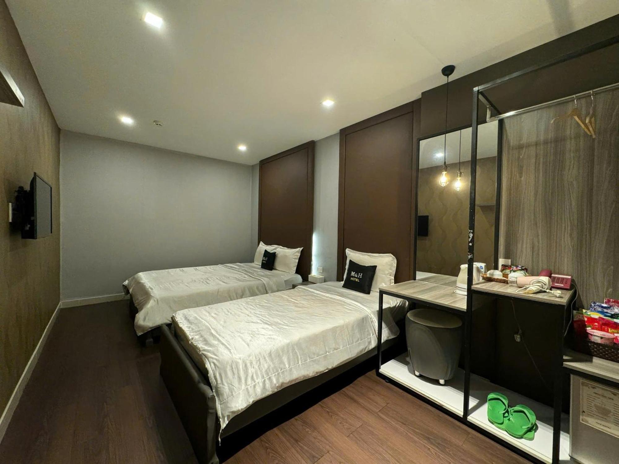 M&H Hotel Hô Chi Minh-Ville Extérieur photo